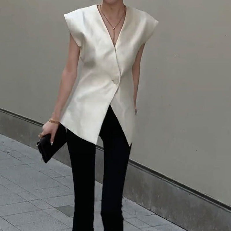 European-Style Fashionable Suit Vest for Women, Thin Summer 2026 New Model, Sleeveless Deep V Top with a High-End Feel